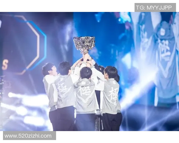 和平精英巨献：深入解析IG战队的战术意识与团队协作之道